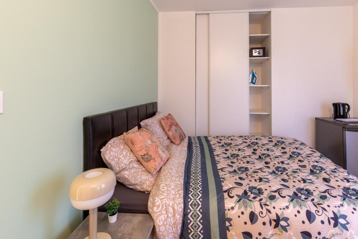 Bed and Breakfast Le Beau Refuge Parisien De Cergy - Parisian Modern Flat At Cergy Zewnętrze zdjęcie